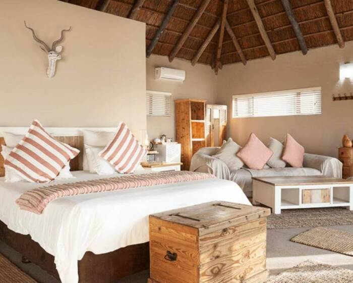 Honeymoon Suite